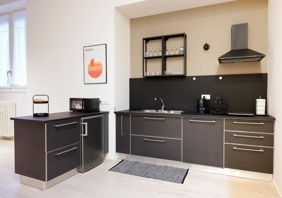 Апартаменты Navigli-Bocconi Spazio Luce Design Милан Экстерьер фото